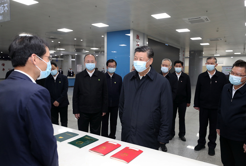 2021年3月23日，習近平在福建三明沙縣農村產(chǎn)權交易中心考察。