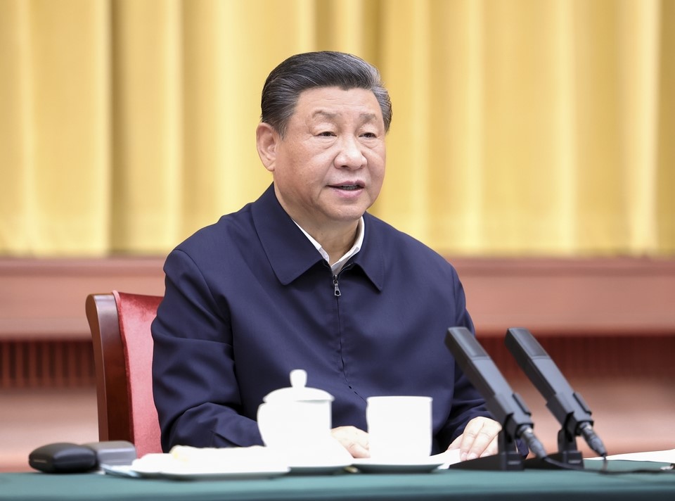 2024年3月20日下午，中共中央總書(shū)記、國家主席、中央軍委主席習近平在湖南省長(cháng)沙市主持召開(kāi)新時(shí)代推動(dòng)中部地區崛起座談會(huì )并發(fā)表重要講話(huà)。新華社記者 鞠鵬 攝 