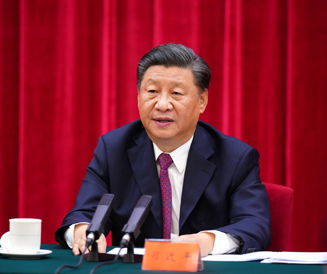 2020年9月3日下午，中共中央、國務(wù)院、中央軍委在北京人民大會(huì )堂舉行座談會(huì )，紀念中國人民抗日戰爭暨世界反法西斯戰爭勝利75周年。中共中央總書(shū)記、國家主席、中央軍委主席習近平出席座談會(huì )并發(fā)表重要講話(huà)。新華社記者 謝環(huán)馳 攝